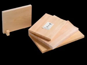 榧のまな板S・M・Lサイズが並んだイメージ