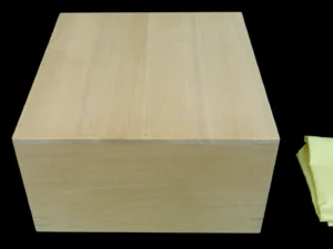 脚付碁盤の桐箱外観