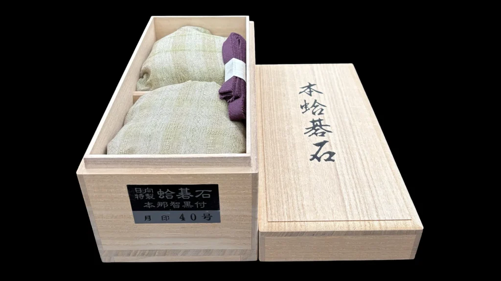 碁石｜メキシコ産 蛤・月印・40号（11.3mm）・リペア品 | 熊須碁盤店